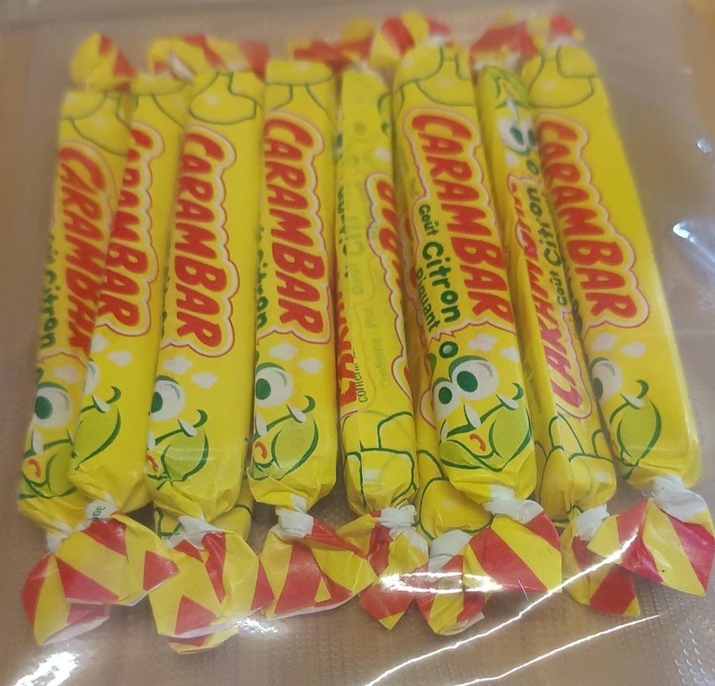 Carambar Citron Piquant – Bâton acidulé rétro Carambar goût citron piquant vendu à l’unité – photo non contractuelle.